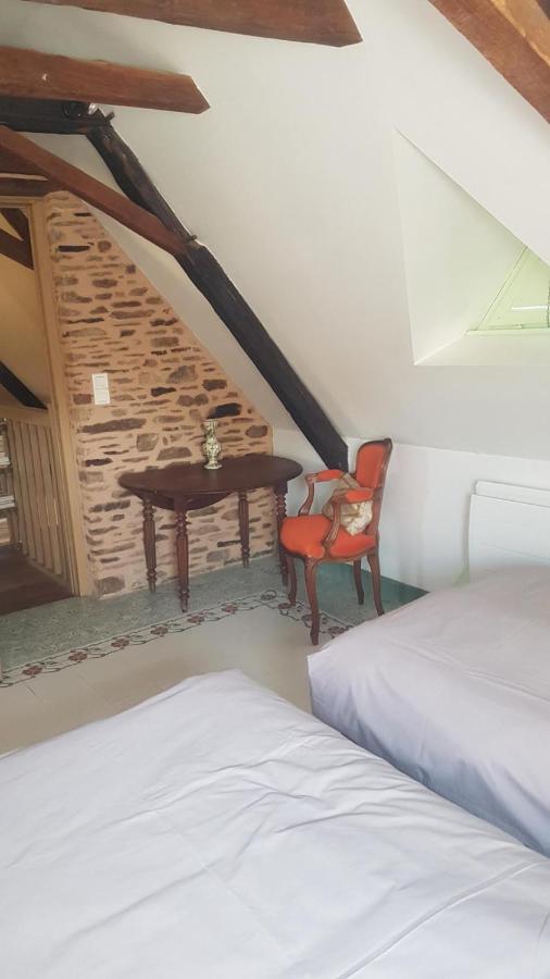 Bed and Breakfast La Ferme de Sapharey à Sarrazac  Extérieur photo